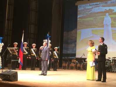 Игорь Бабенко поздравил воинов-североморцев с Днем ВМФ