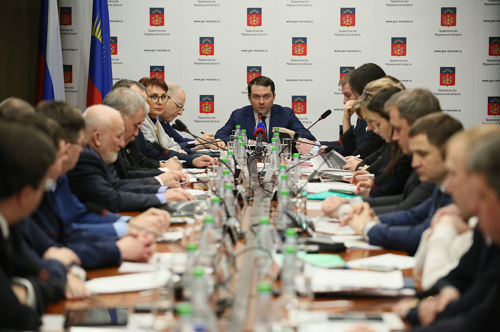 Заседание правительства Мурманской области состоялось в новом формате
