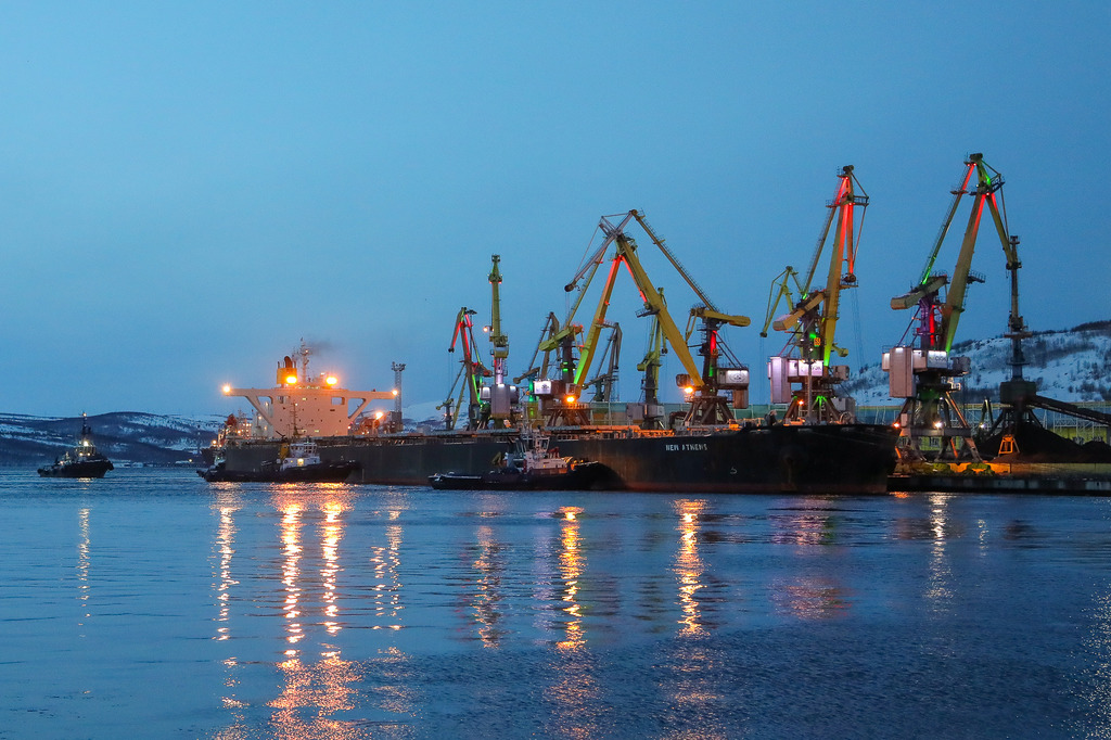 Мурманский морской торговый порт побил рекорд по погрузке угля