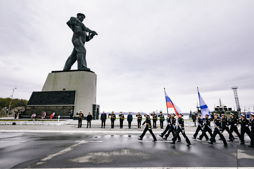 Северный флот отмечает 287-летие