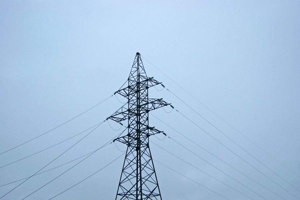 Энергетики восстанавливают электроснабжение в Териберке
