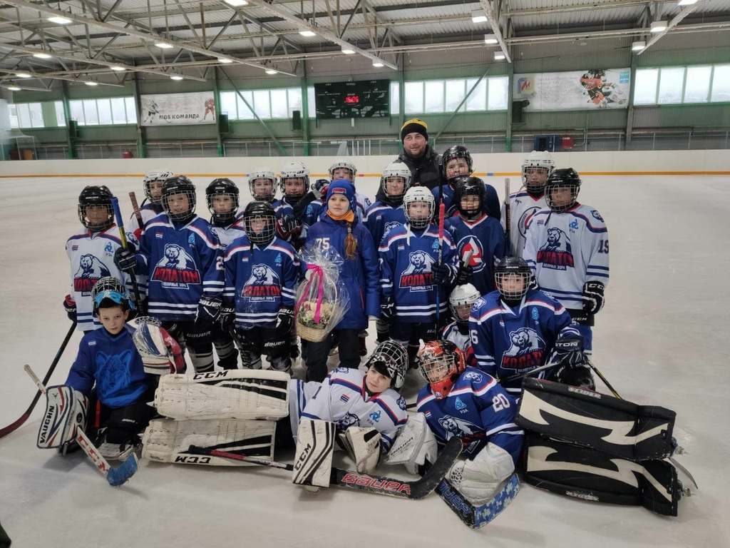 Детская хоккейная команда «КолАтом» проведет летние спортивные сборы
