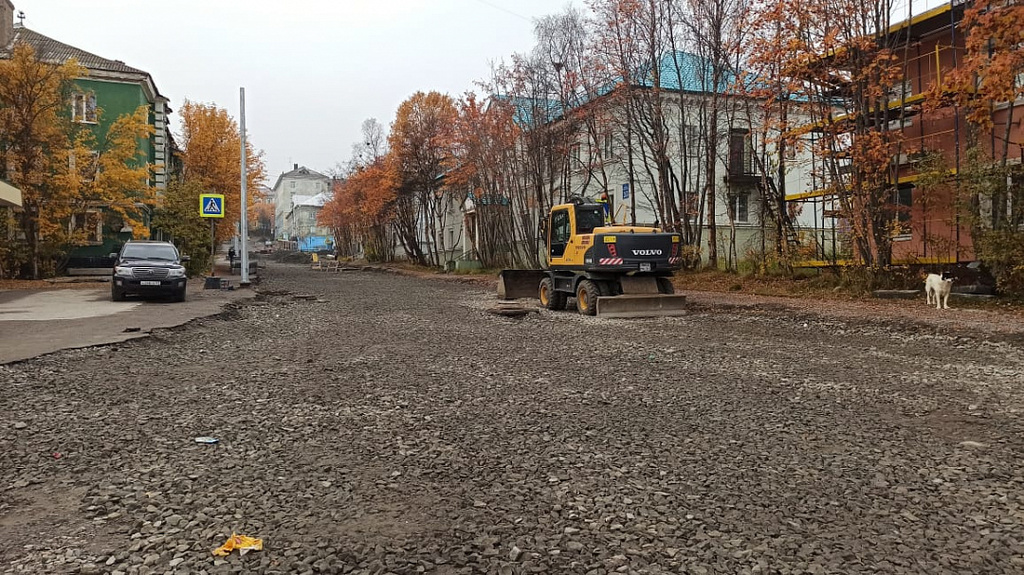 В Мурманске завершаются работы по ремонту дорог