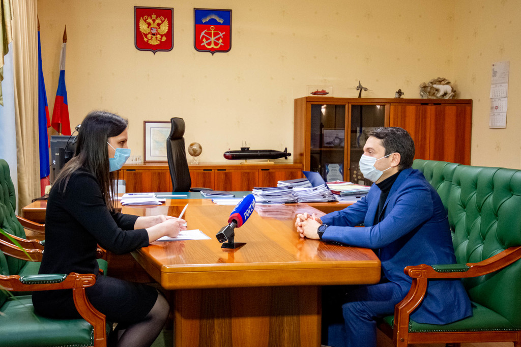 Губернатор встретился с уполномоченным по правам ребенка в Мурманской области