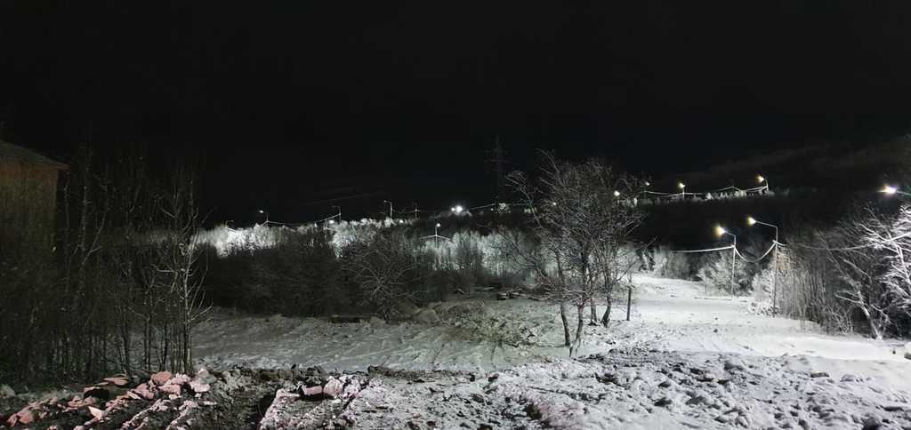 В Североморске установили освещение вдоль лыжной трассы