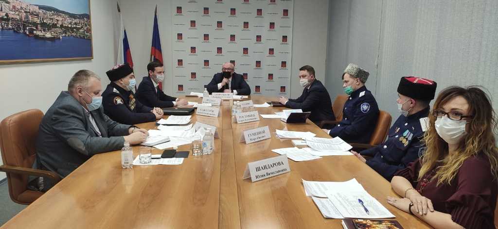 Мурманские власти подвели итоги развития казачества в регионе