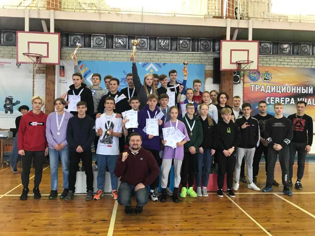 Ловозерские спортсмены победили на соревнованиях по национальным видам спорта