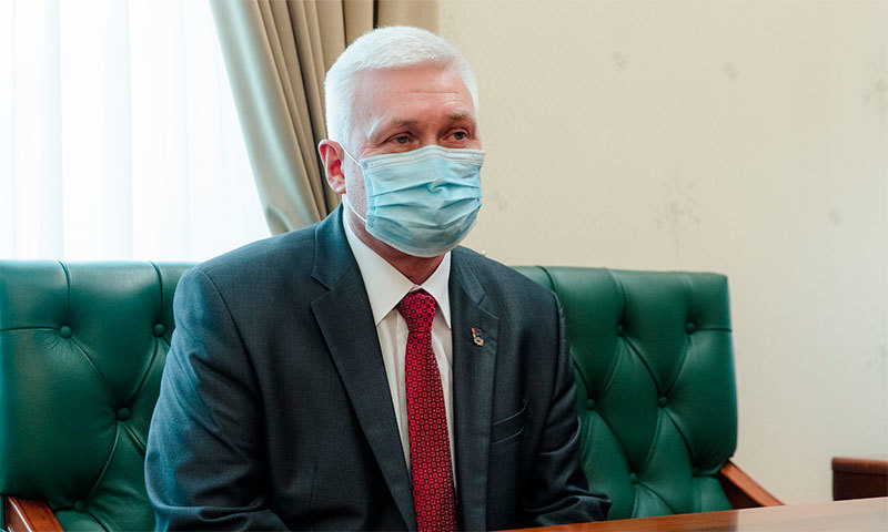 Губернатор встретился с новым главой Мурманска Михаилом Белошеевым