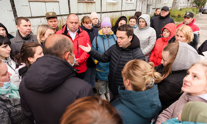 Губернатор встретился с жителями Печенгского округа