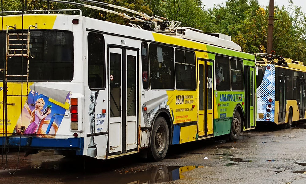 В День города мурманчане смогут проехать на экскурсионном троллейбусе