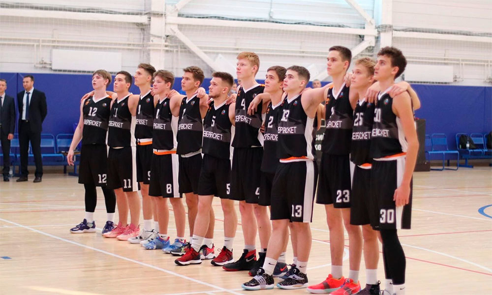 Заполярные баскетболисты получат на развитие клубов 8 миллионов рублей