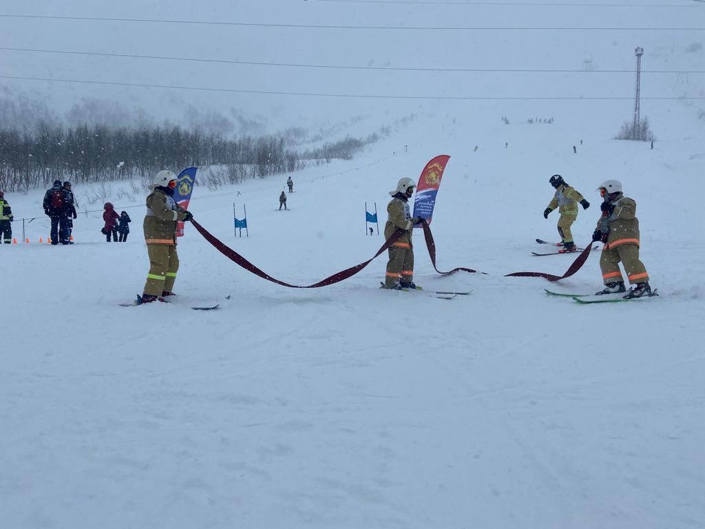 Огнеборцы пожарно-спасательной службы Мурманской области приняли участие в пожарно-спортивном фестивале