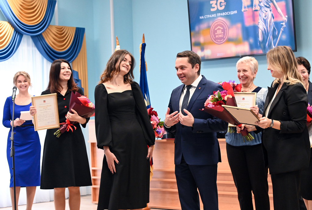 Губернатор Андрей Чибис принял участие в мероприятии, посвященном 30-летию арбитражного суда Мурманской области