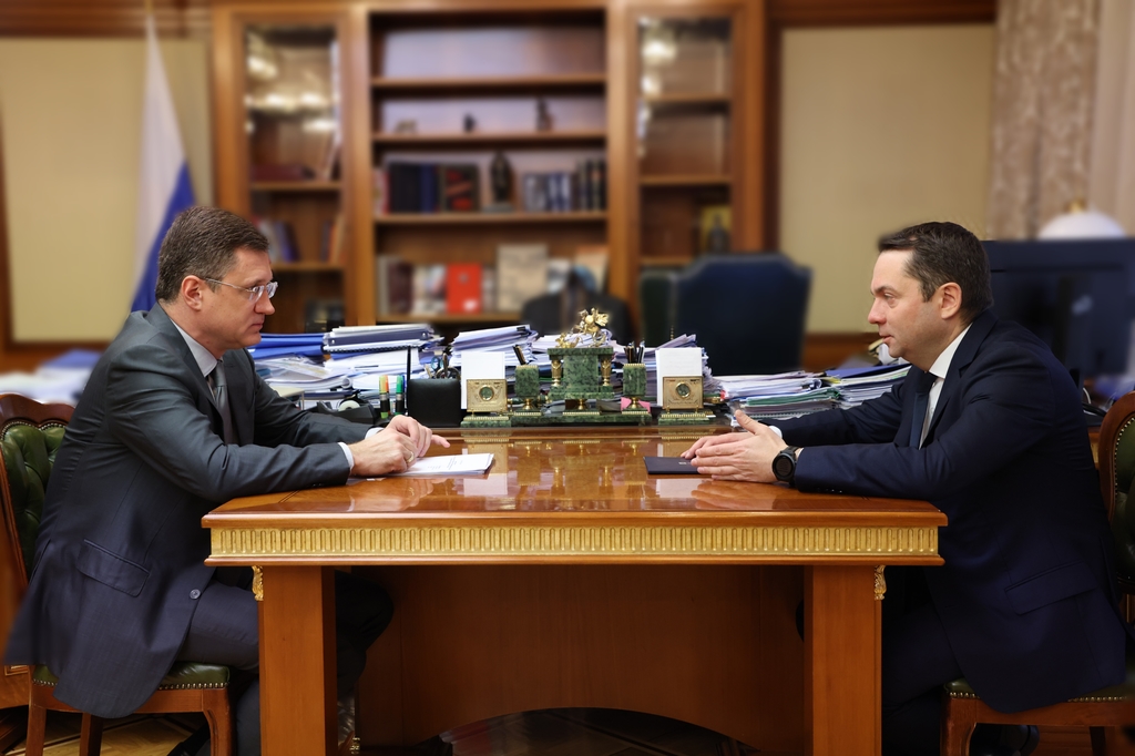 Вице-премьер Александр Новак и губернатор Андрей Чибис обсудили уход региона от мазутозависимости