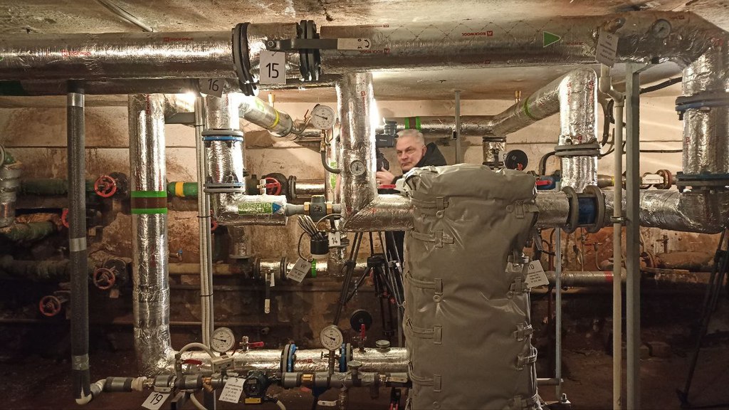 Фонд капитального ремонта в короткие сроки заменил водонагреватель в жилом доме в Мурманске