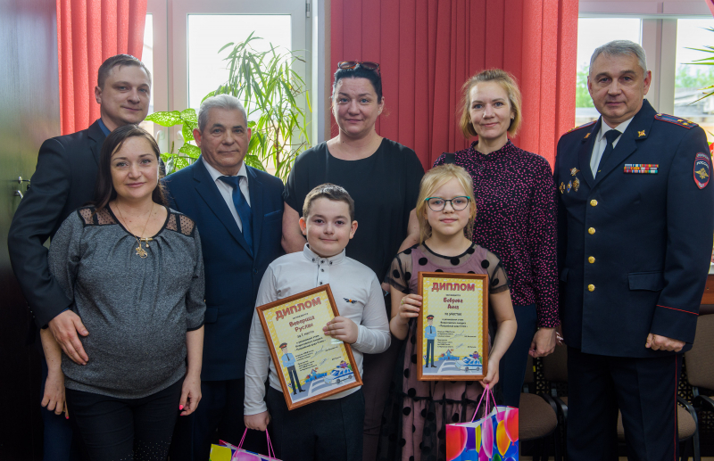 В Мурманской области награждены победители регионального этапа Всероссийского конкурса детского творчества «Полицейский Дядя Степа-2023»