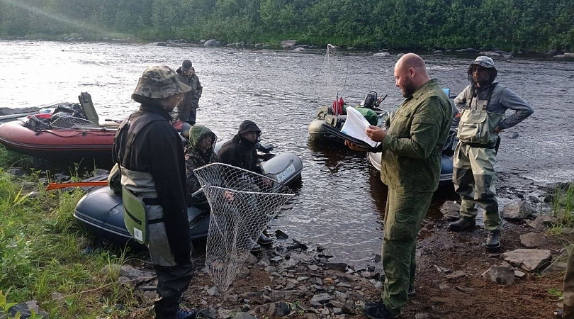 В Мурманской области продолжаются рейдовые мероприятия по охране водных биологических ресурсов и объектов животного мира