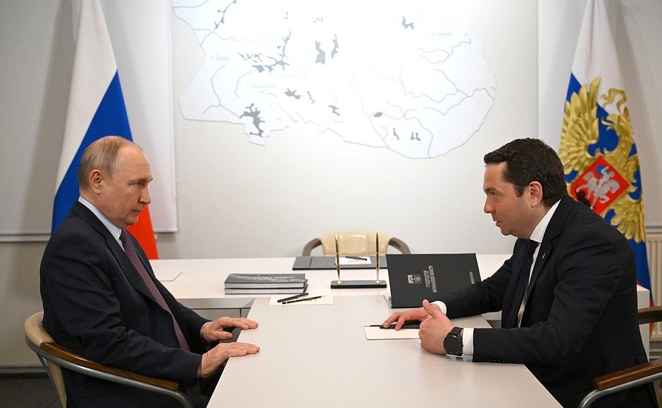 Визит Владимира Путина в Мурманскую область завершился рядом поручений Президента
