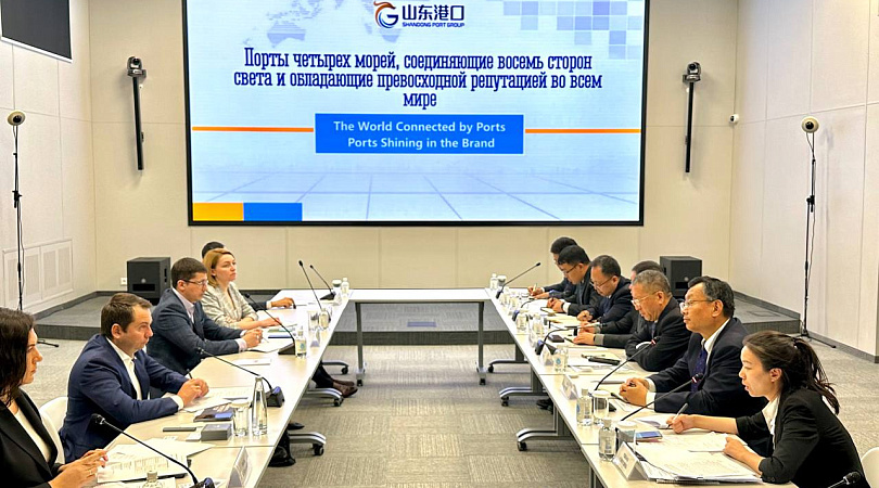 Андрей Чибис провёл рабочую встречу с генеральным директором Шаньдунской портовой группы