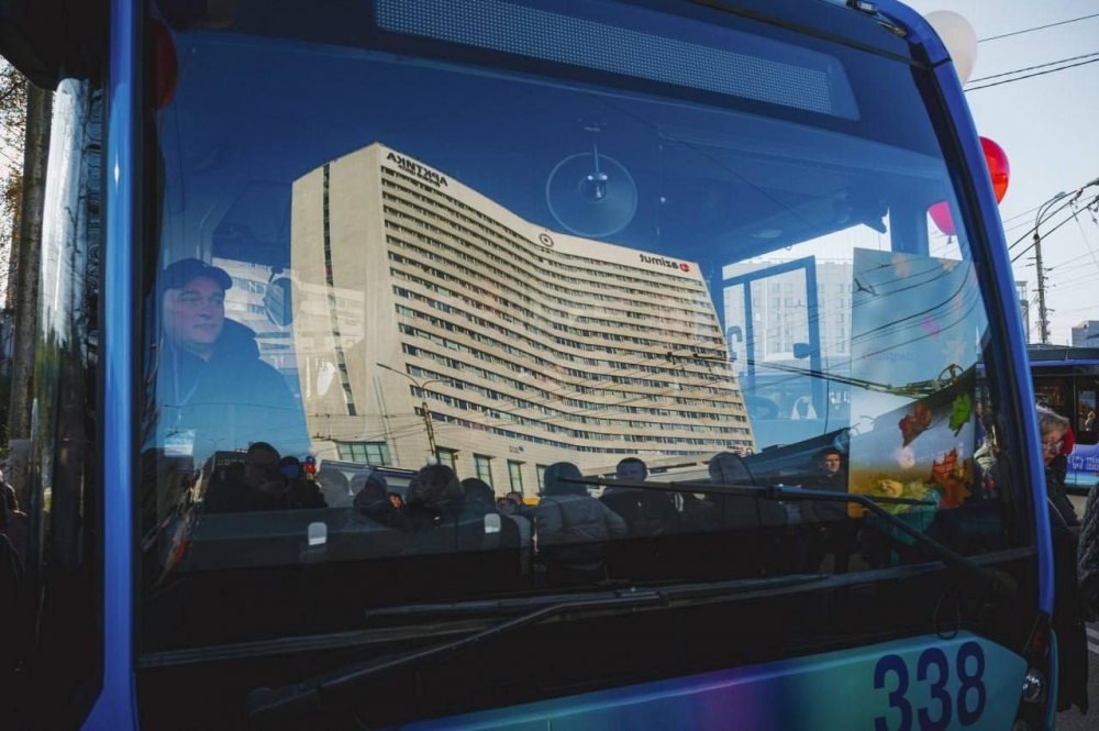 В День города парк общественного транспорта Мурманска пополнился 30 новыми троллейбусами