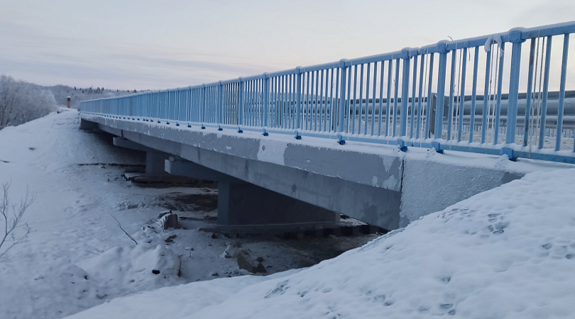Завершен ремонт моста через реку Средняя в Кольском районе