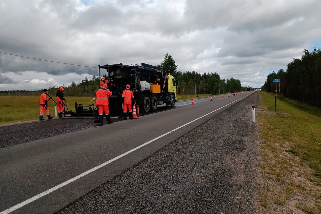 Обновлено покрытие более чем на полусотне километров автодороги «Кола» в Карелии