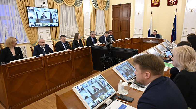 Губернатор Андрей Чибис подвел итоги рабочей поездки в Оленегорск