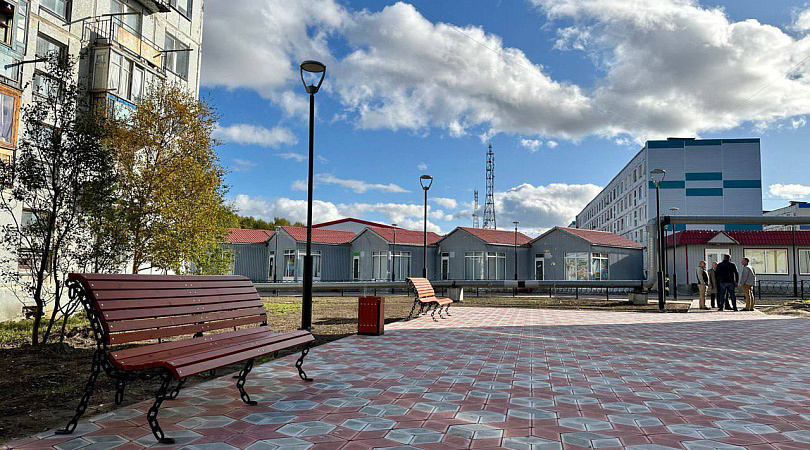 122 дворовых территории благоустроены в Мурманской области в рамках президентского нацпроекта в 2023 году