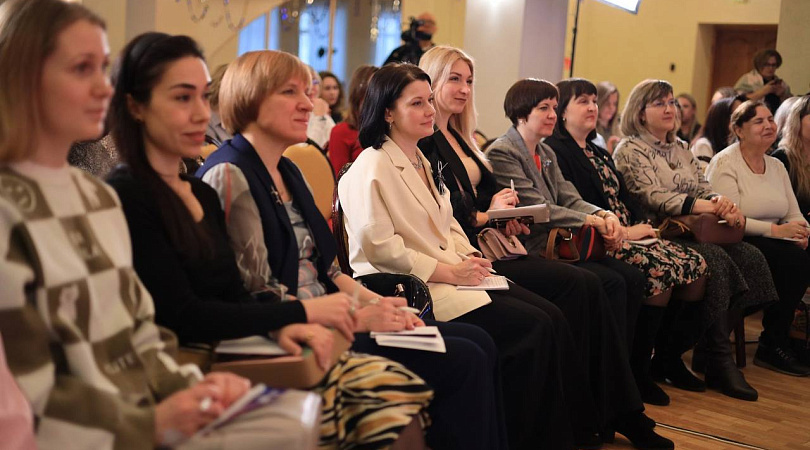 До 17 марта открыта регистрация на участие в новой образовательной программе «Женщина-лидер. Флотские города»
