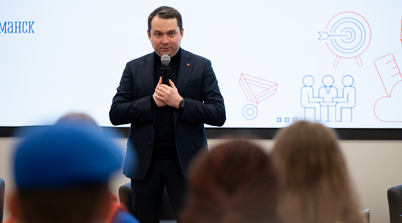 Губернатор Андрей Чибис провёл заседание регионального координационного совета Общероссийского общественно-государственного движения детей и молодёжи Движение Первых