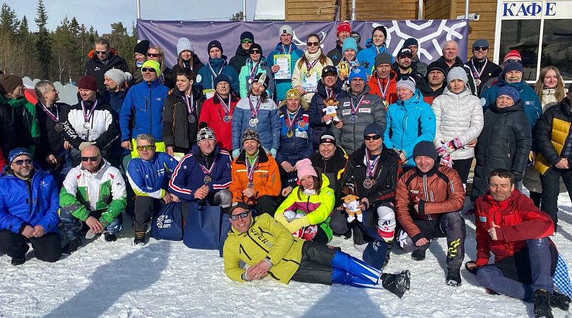 Праздник Севера – 2024: в Полярных Зорях прошли всероссийские соревнования по горнолыжному спорту