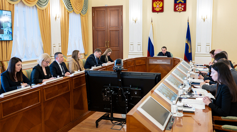 Губернатор Андрей Чибис призвал предпринимателей Мурманской области получать региональную поддержку на приобретение франшизы
